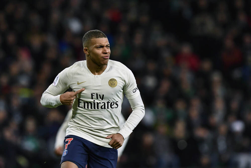 和讯投顾王科文：短线明早需要警惕风险？